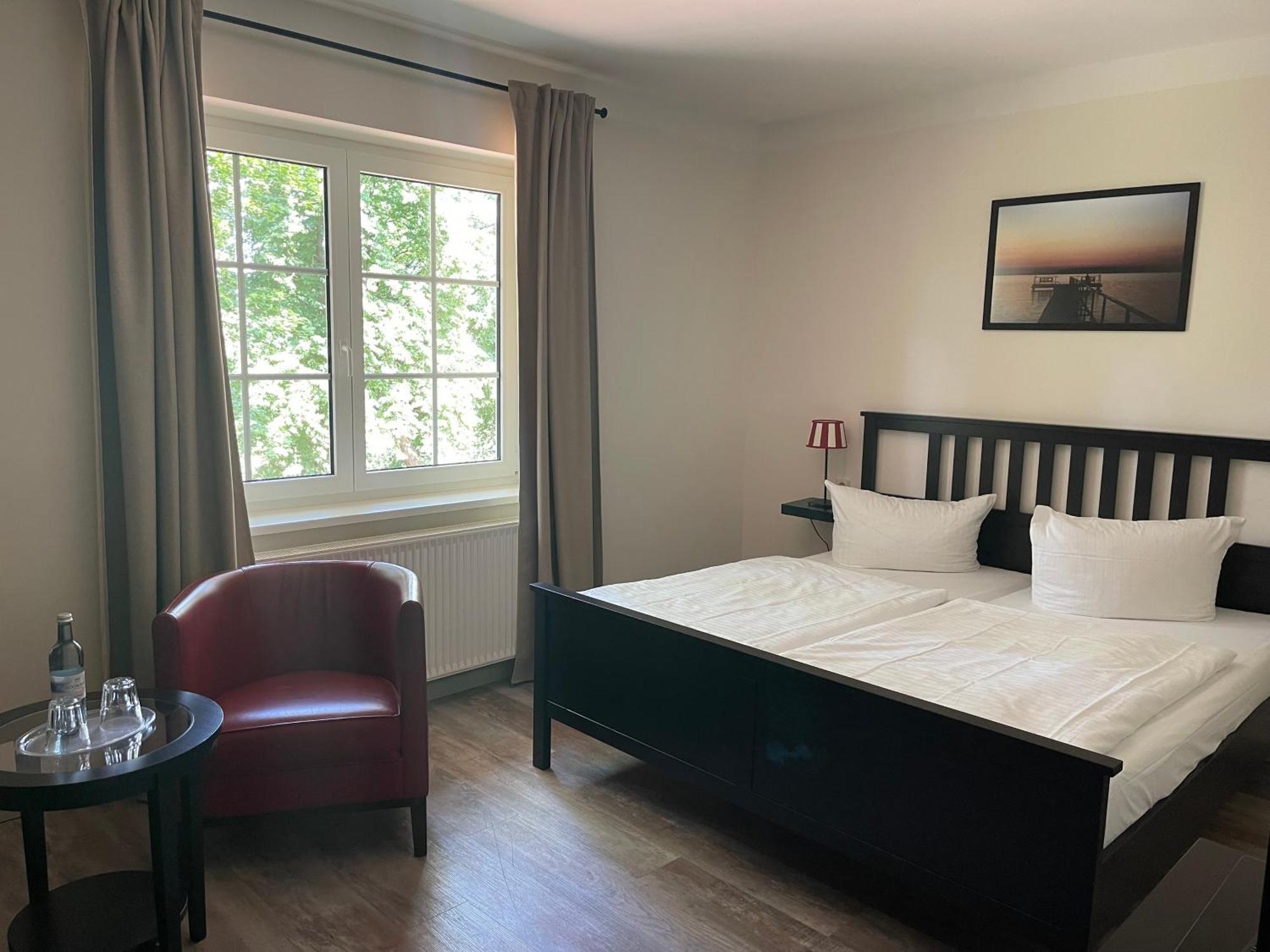 Ferienresidenz Mueritzpark Hotell Röbel Exteriör bild