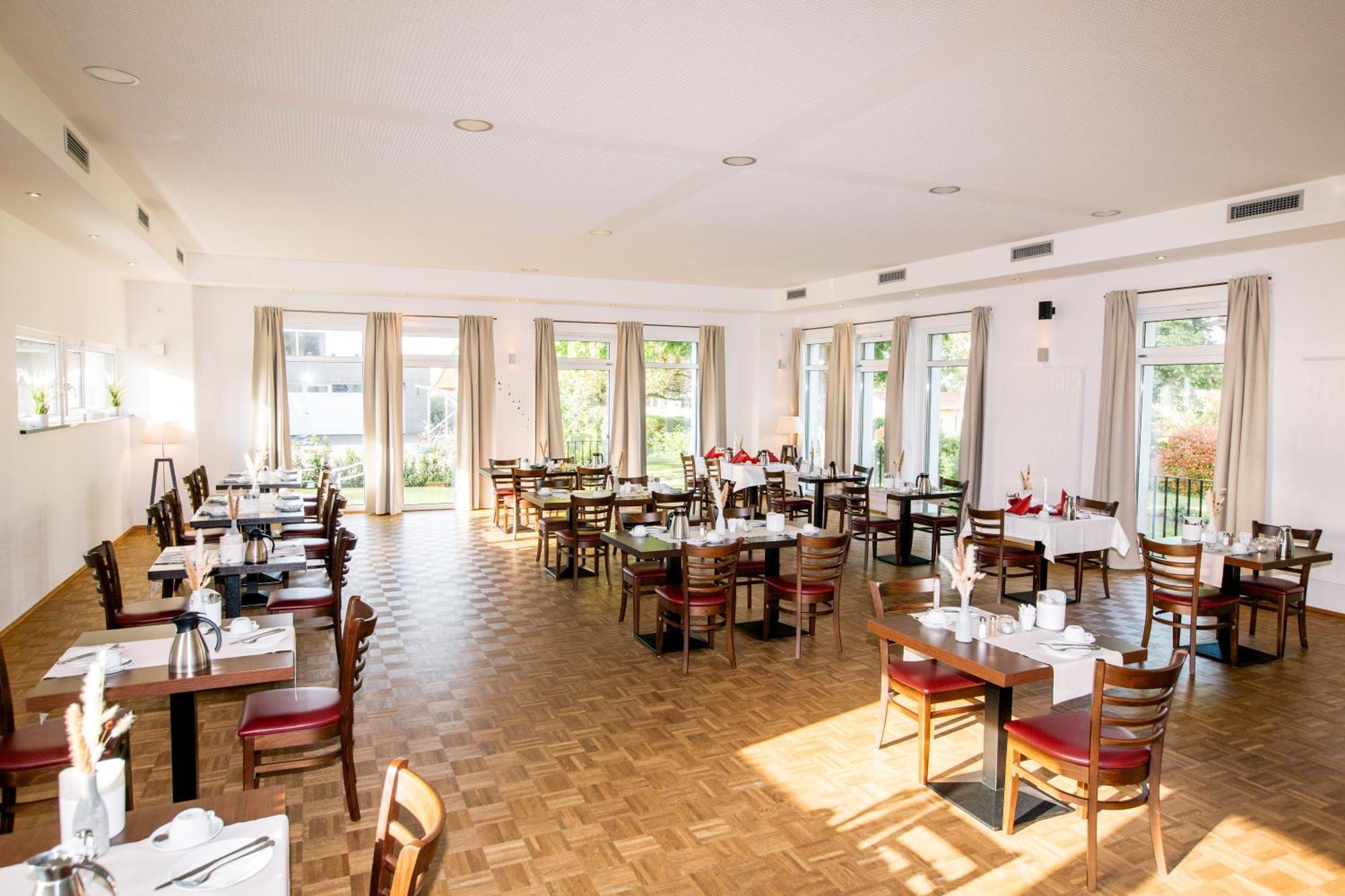 Ferienresidenz Mueritzpark Hotell Röbel Exteriör bild